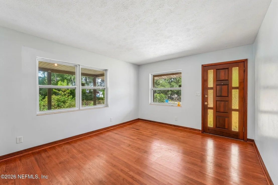 Photo of 1112 BAISDEN Road
