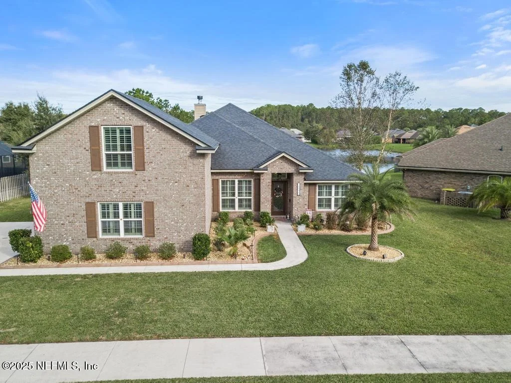 Photo of 10944 LOTHMORE Road