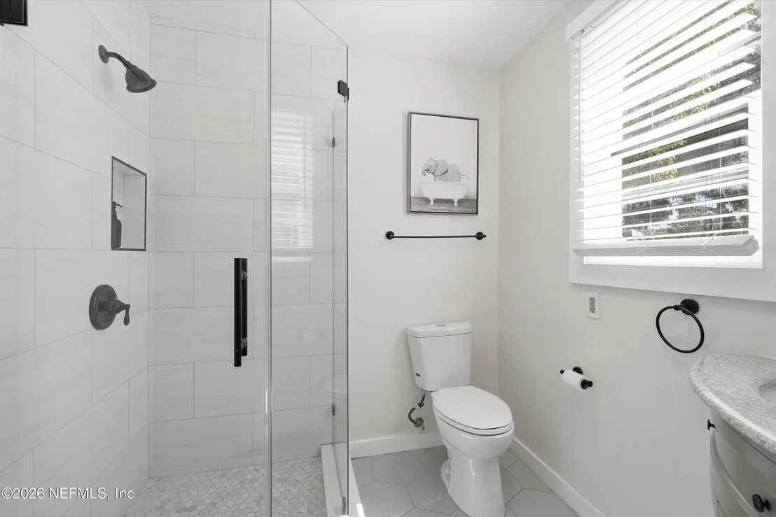 Photo of 110 DE HAVEN Street
