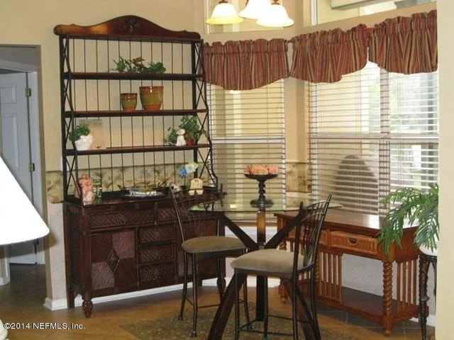 Photo of 525 Willow Oak Lane