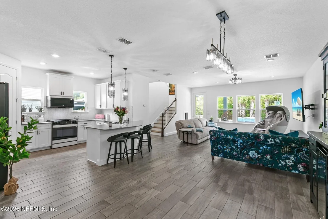 Photo of 204 SILVER CREEK Place