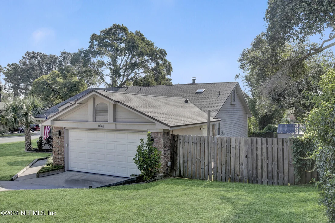 Photo of 4041 HIGH PINE Road
