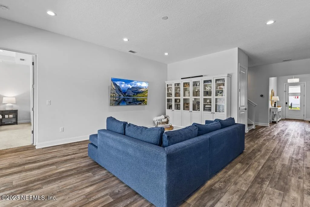 Photo of 660 SILVER PINE Drive