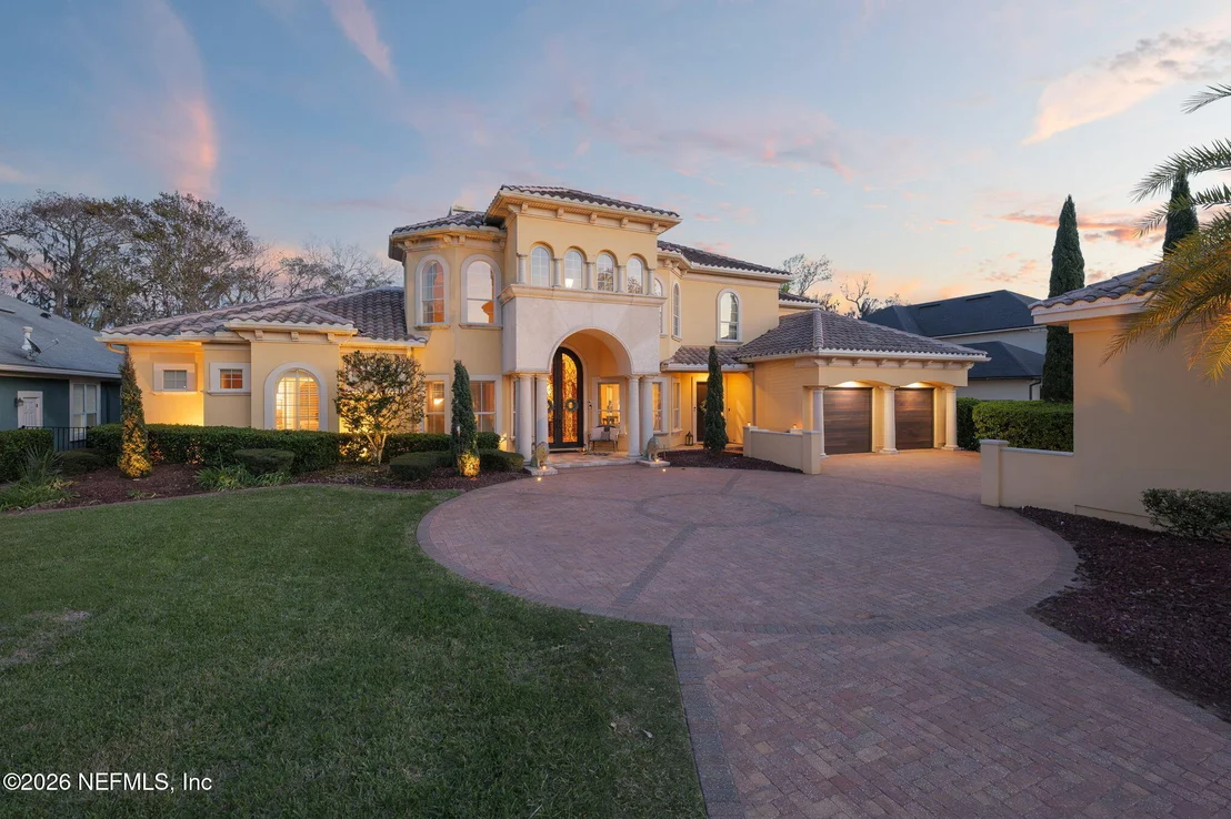 Photo of 1615 SILVER LEAF Way