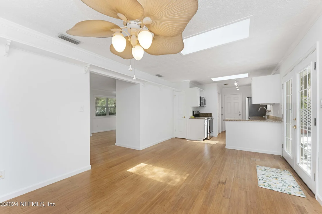 Photo of 405 THIRD Street