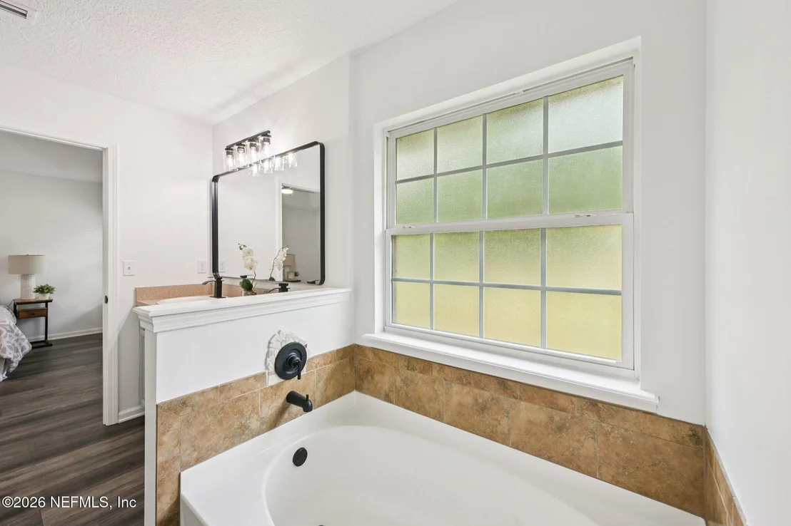 Photo of 54017 ASHERTON Cove
