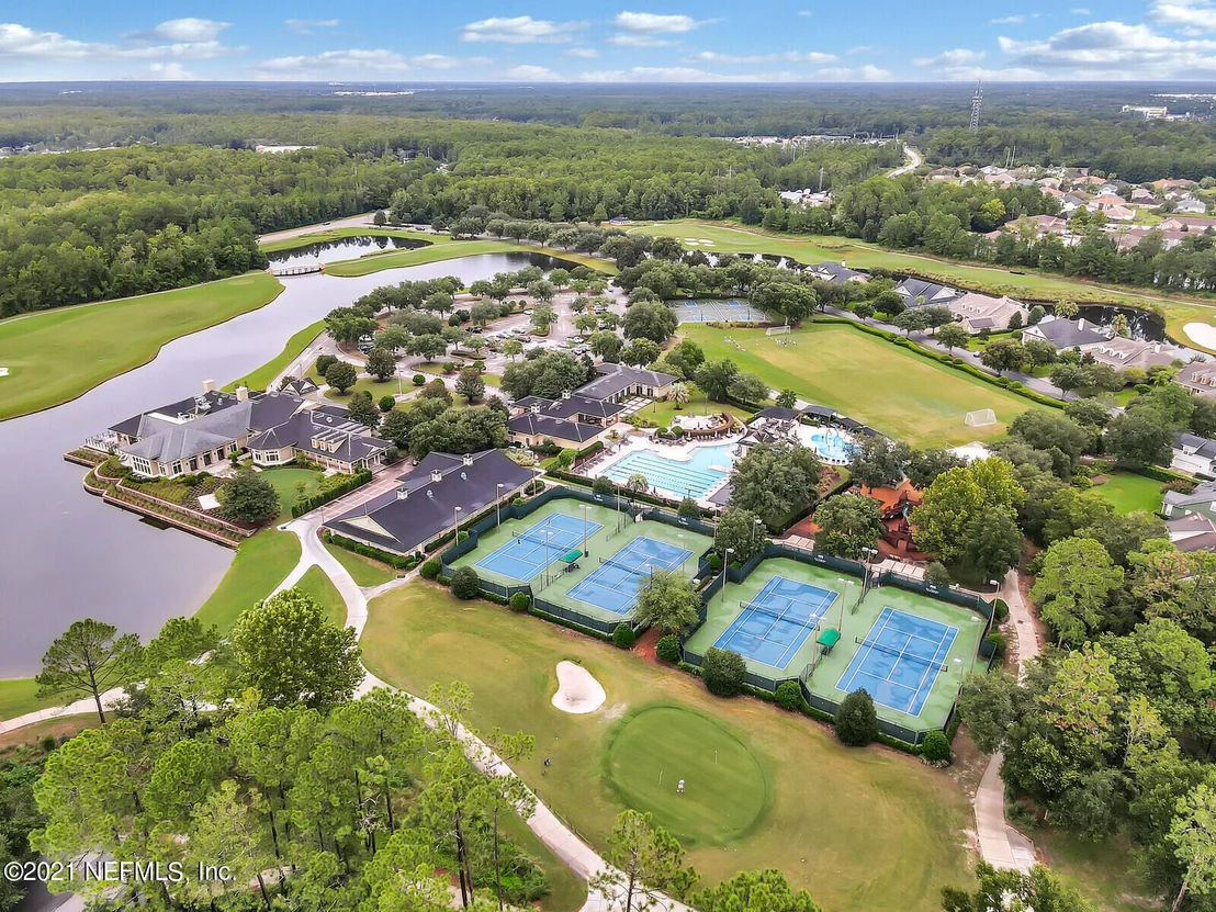 Photo of 724 EAGLE POINT Drive