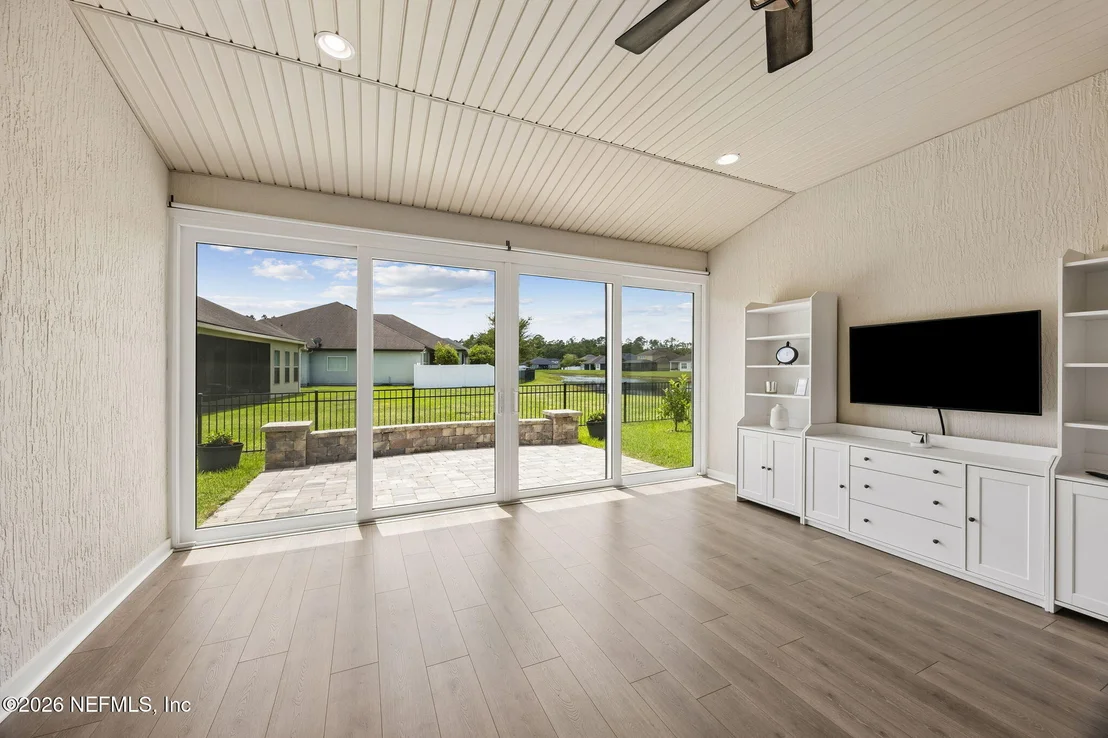 Photo of 1322 WARBLER Way
