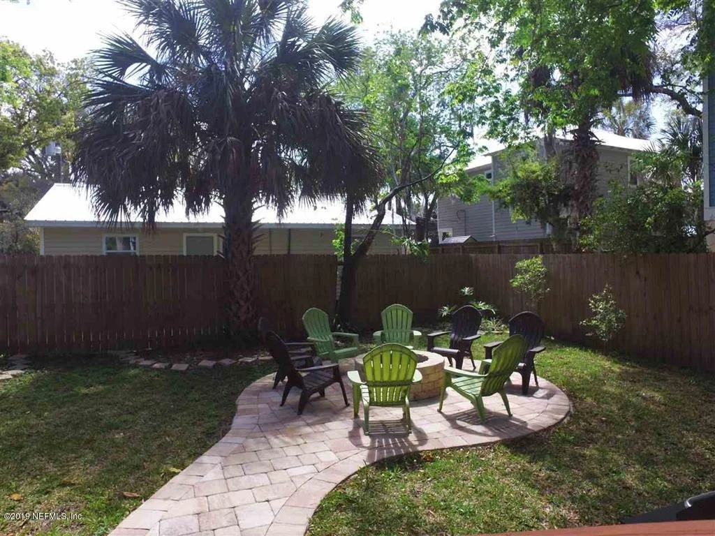 Photo of 127 DEHAVEN Street