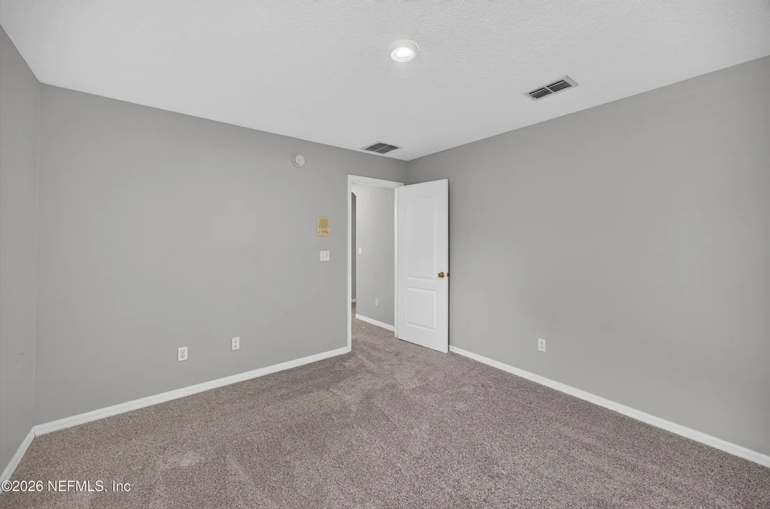 Photo of 635 WAKEVIEW Drive