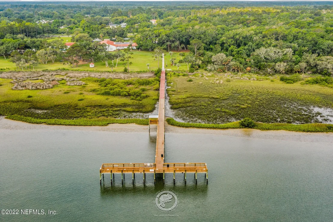 Photo of 641 SHORES Boulevard