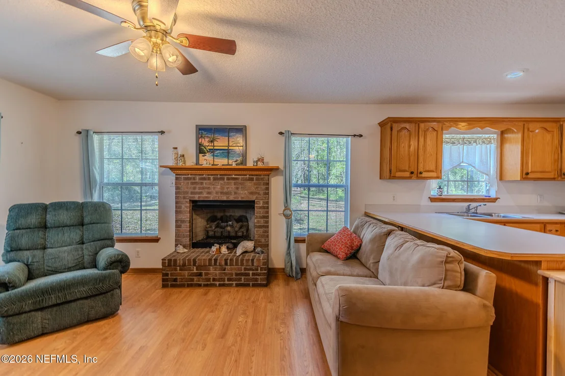 Photo of 1801 LAKE Road