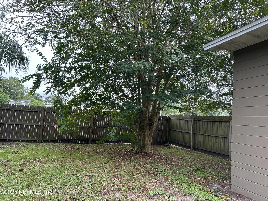 Photo of 10435 STONE Road