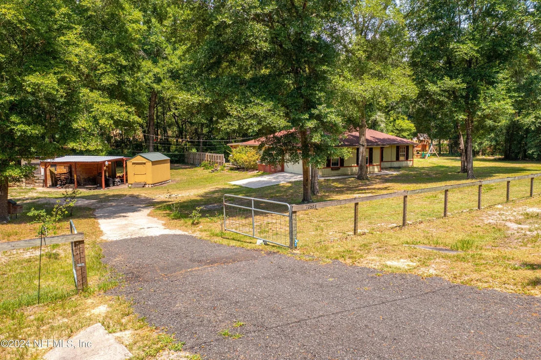 Photo of 2592 MYRTLE Loop