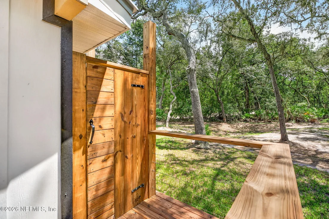 Photo of 8189 MELROSE Road