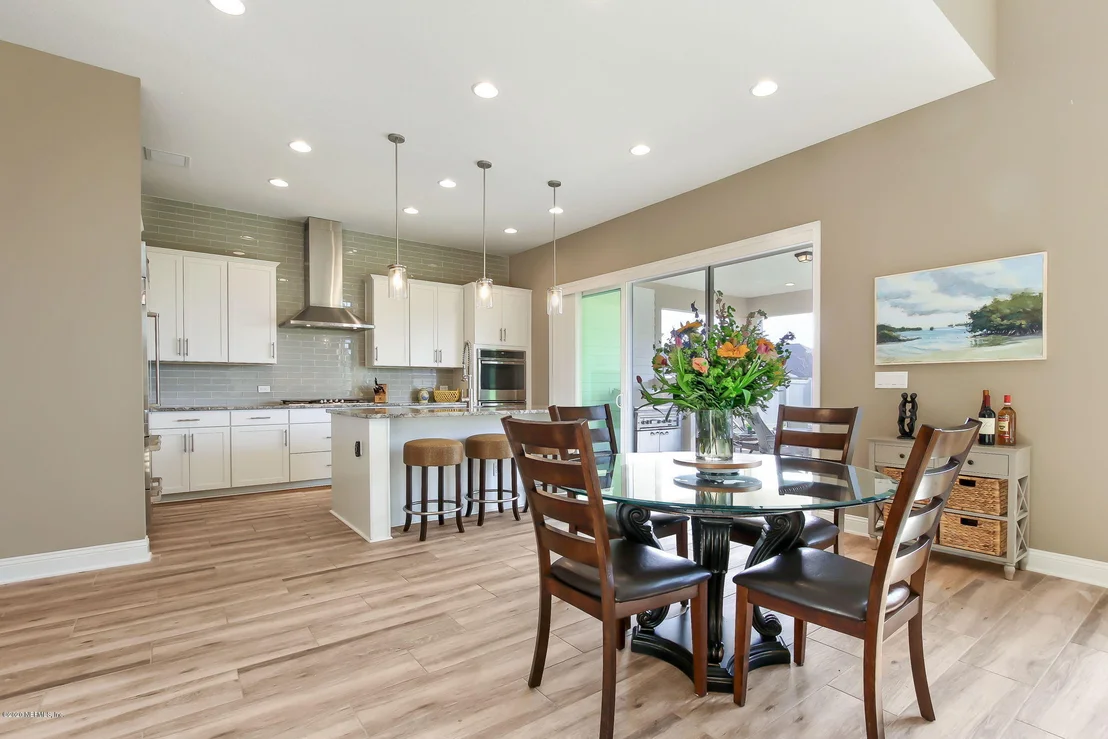 Photo of 386 OUTLOOK Drive