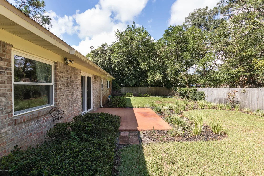 Photo of 9541 WHITTINGTON Drive