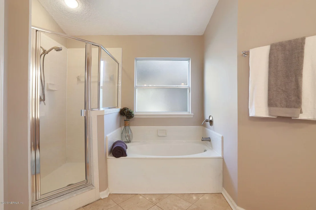 Photo of 1056 FLORA PARKE Drive