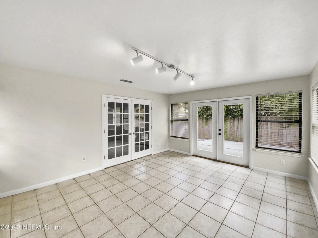 Photo of 3550 LORETTO Road