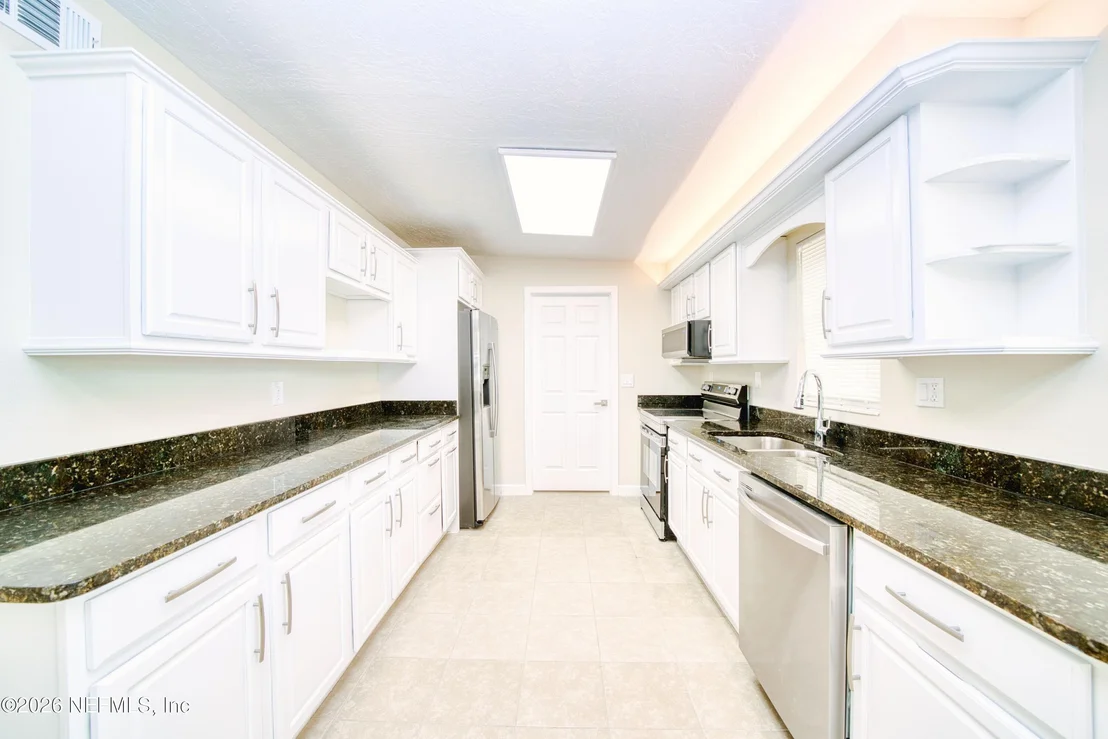 Photo of 2517 PALM Avenue