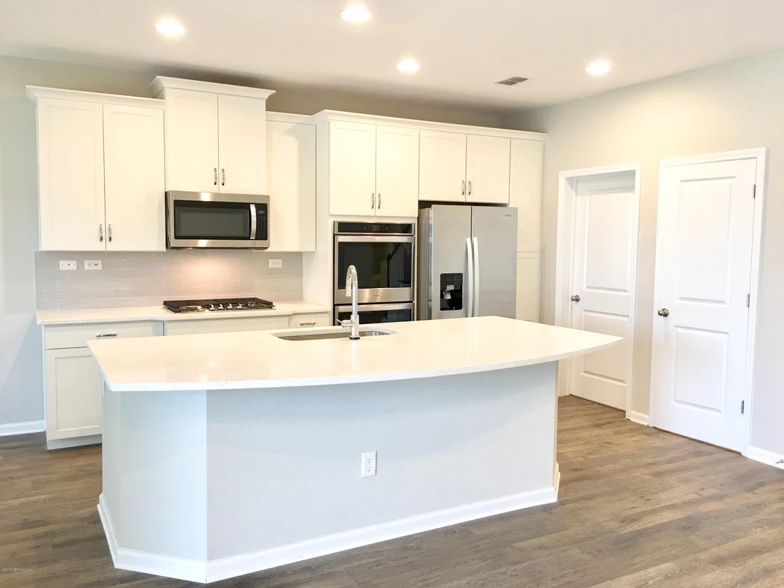 Photo of 222 LOMBARD Way