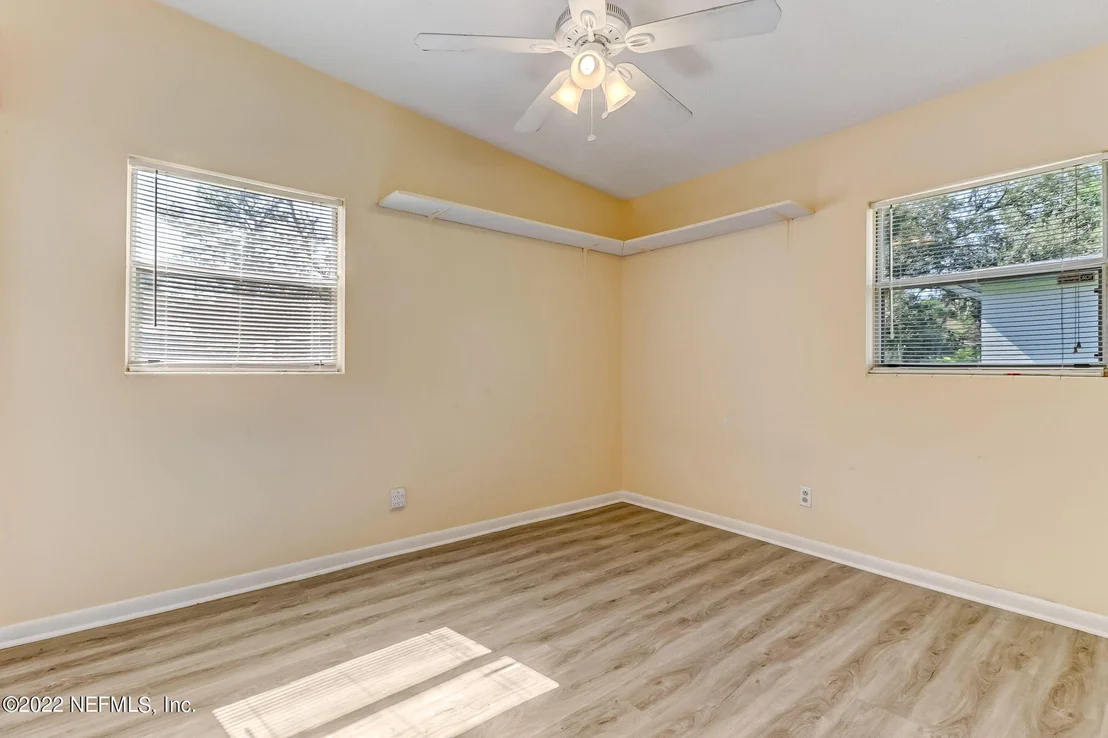 Photo of 2534 LEONID Road
