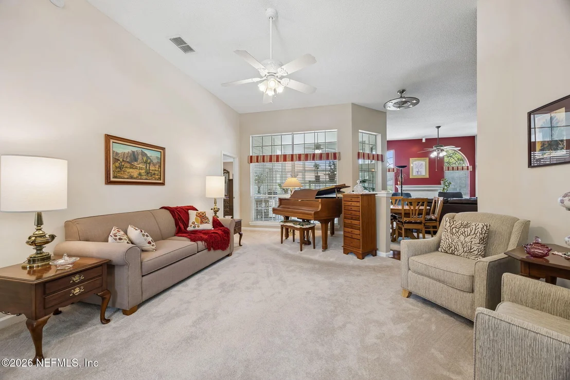 Photo of 3941 DANFORTH Drive W