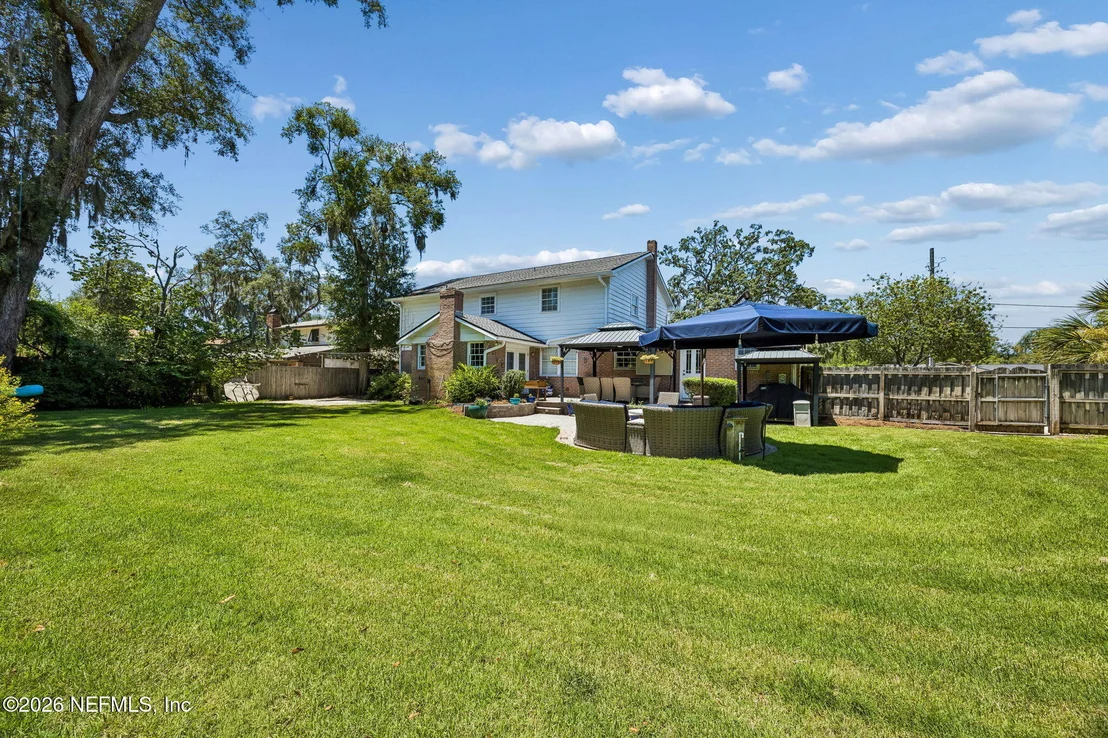 Photo of 2321 EGREMONT Drive