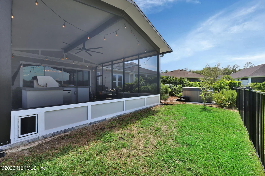 Photo of 473 PARKBLUFF Circle