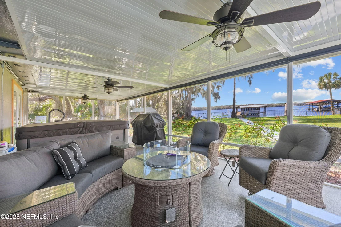 Photo of 113 DRIFTWOOD Lane