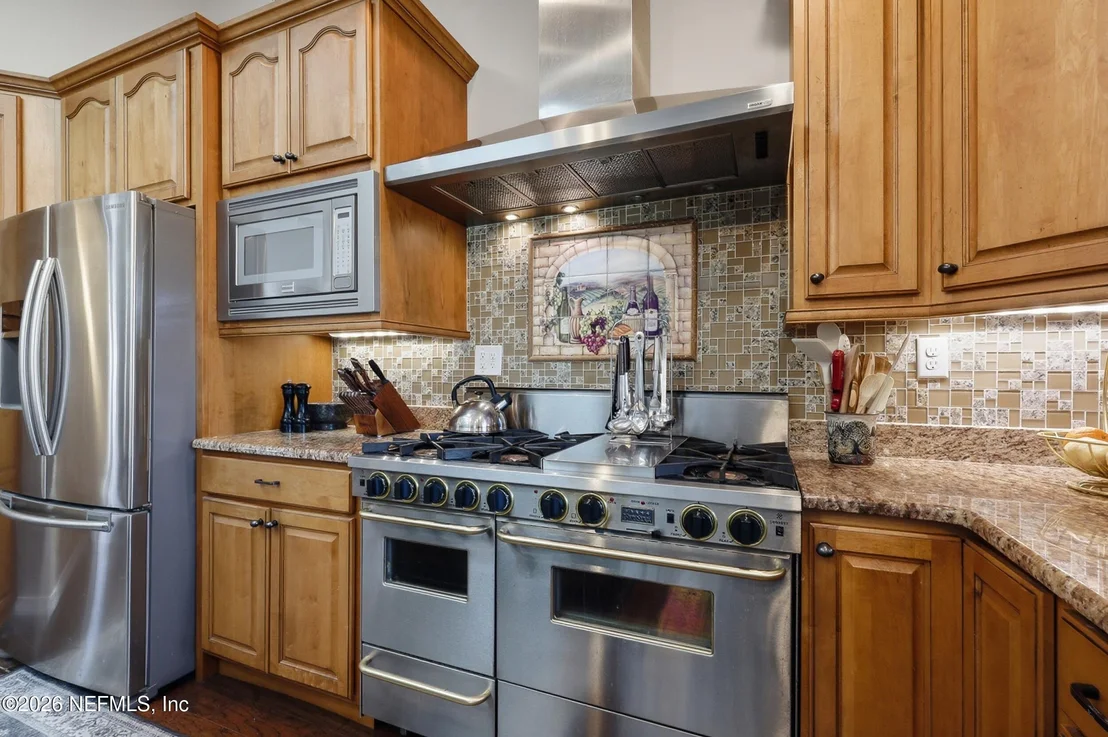 Photo of 225 PIZARRO Road