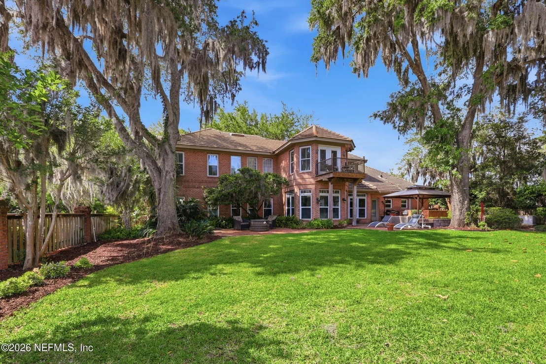 Photo of 2656 BEAUCLERC Road