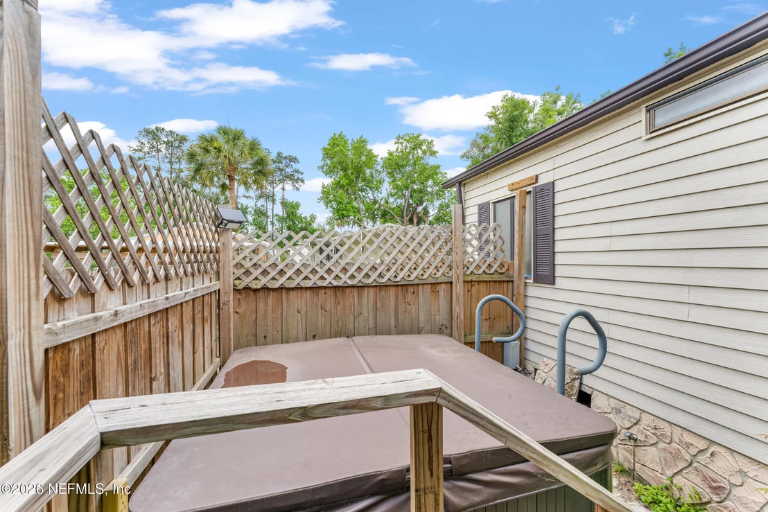 Photo of 418 COVE Drive