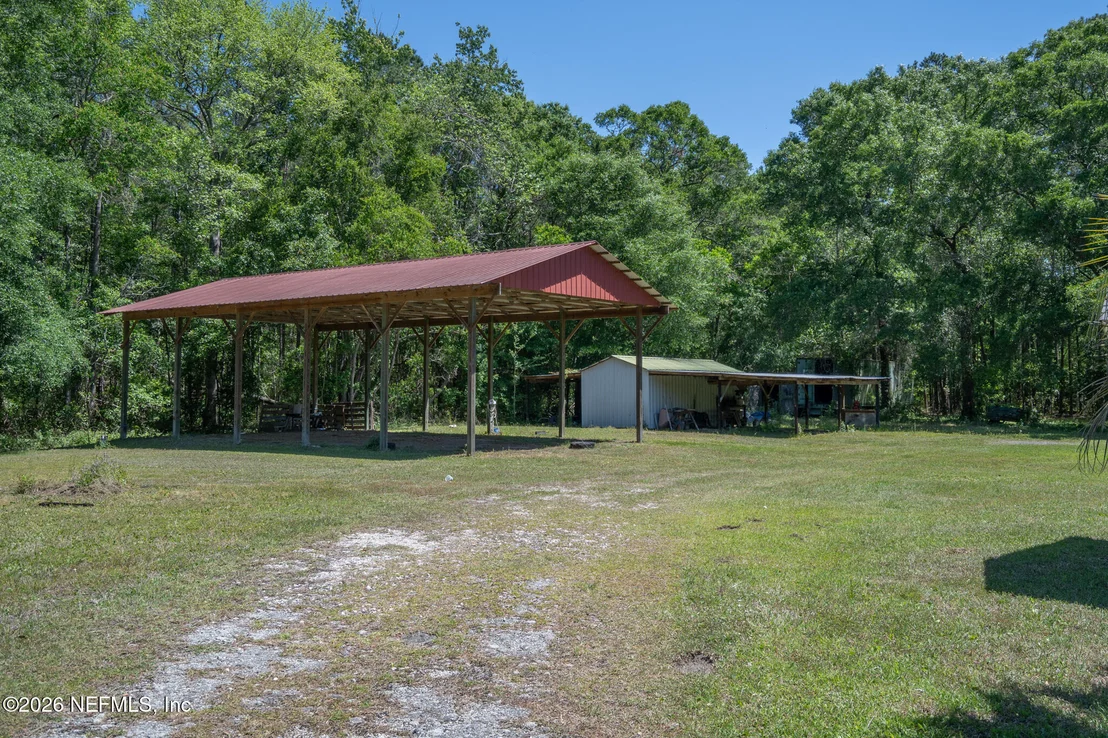 Photo of 542106 LEM TURNER Road