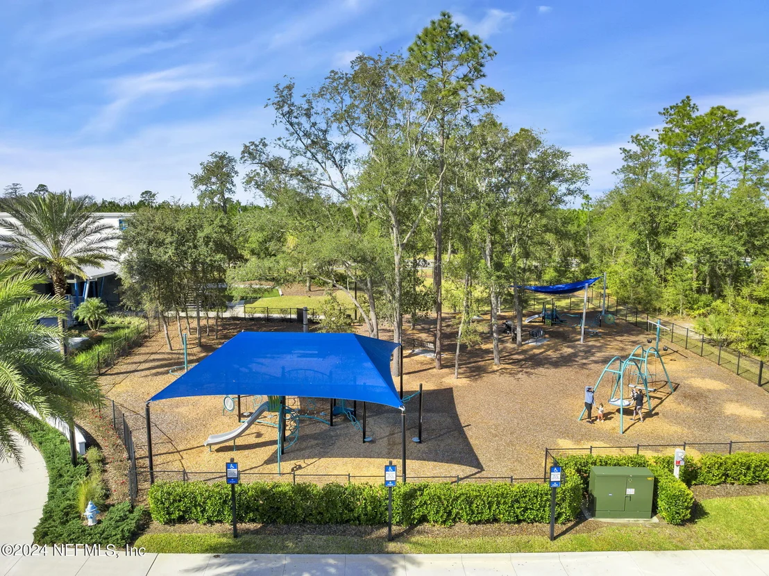 Photo of 9891 FILAMENT Boulevard