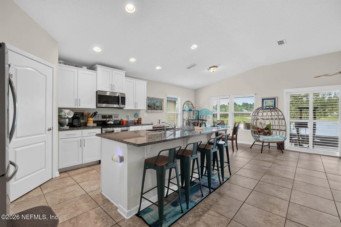 Photo of 249 PALACE Drive