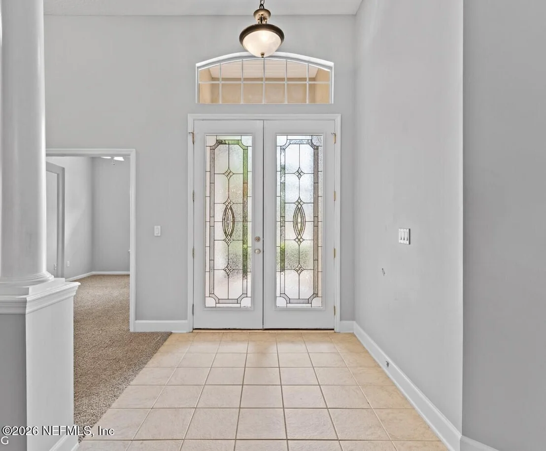 Photo of 153 OAK COMMON Avenue