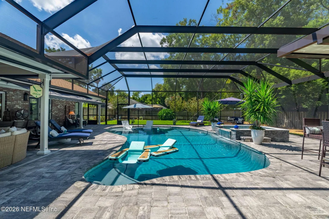 Photo of 8148 BLUE JAY Lane
