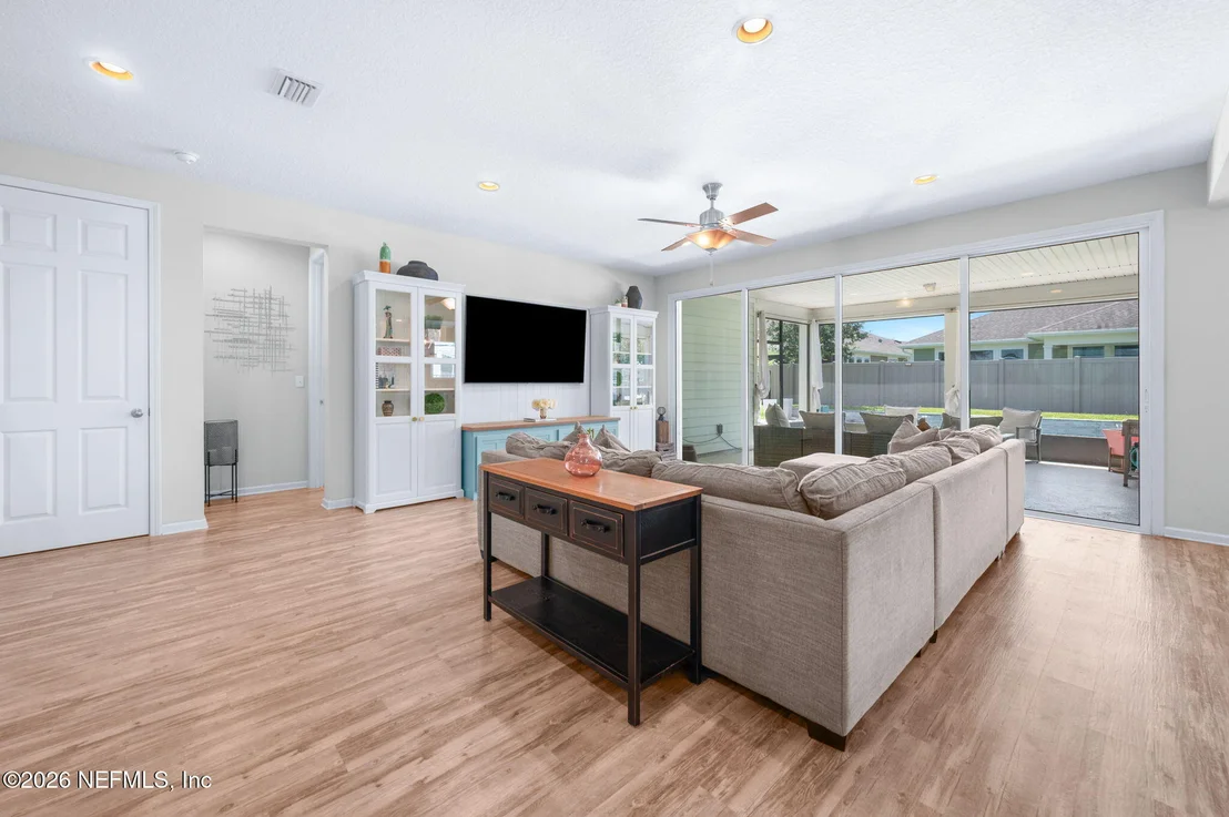 Photo of 132 PALISADE Drive