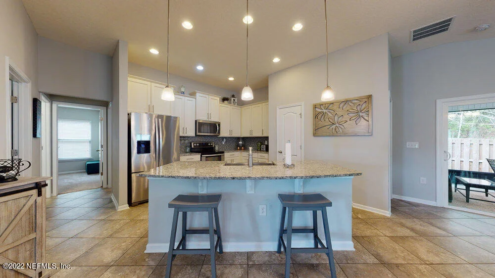 Photo of 387 SAMARA LAKES Parkway