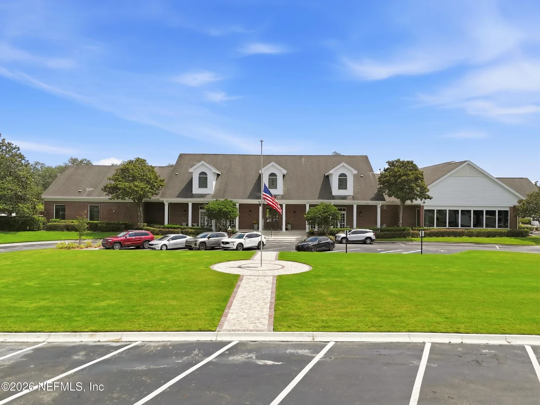Photo of 668 FINGAL Drive