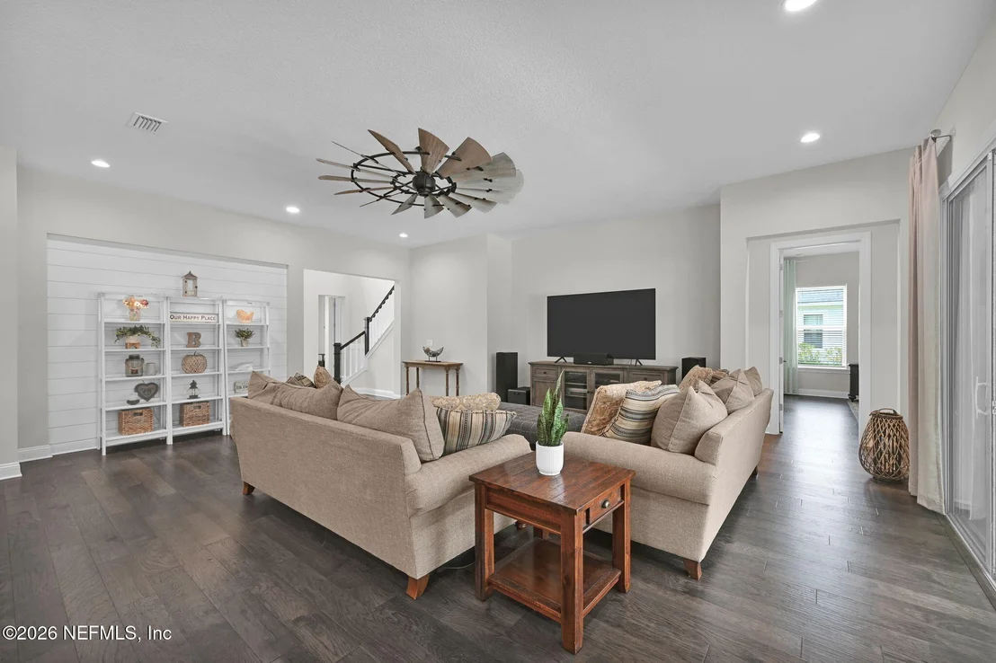 Photo of 276 BACK CREEK Drive