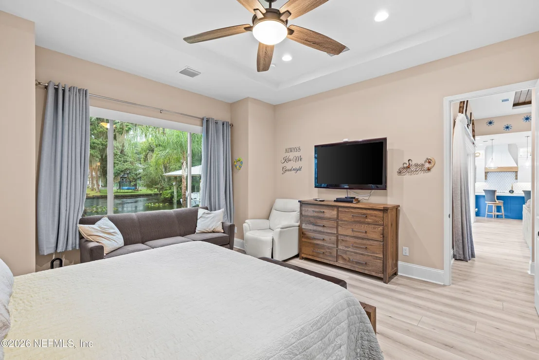 Photo of 8228 HALL Lane