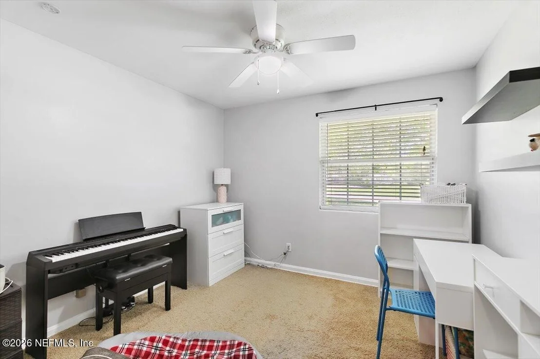 Photo of 560 MANDALAY Road