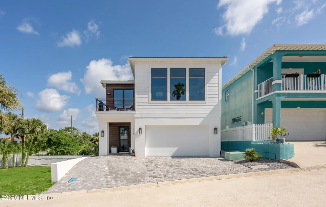 Photo of 104 SEYCHELLES Court