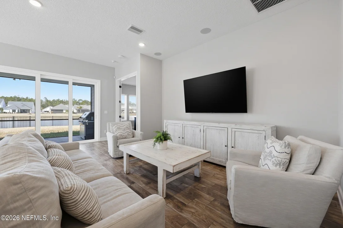 Photo of 232 UNION HILL Drive