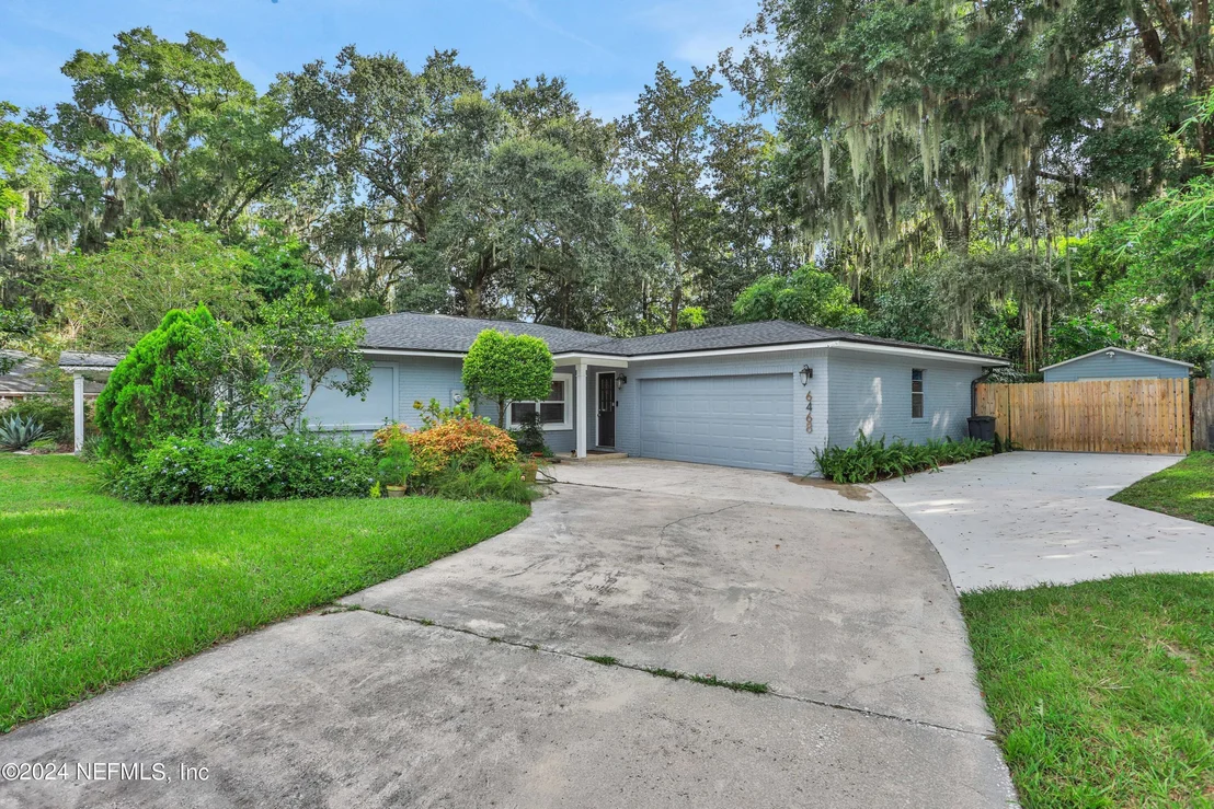 Photo of 6468 RIVER POINT Drive