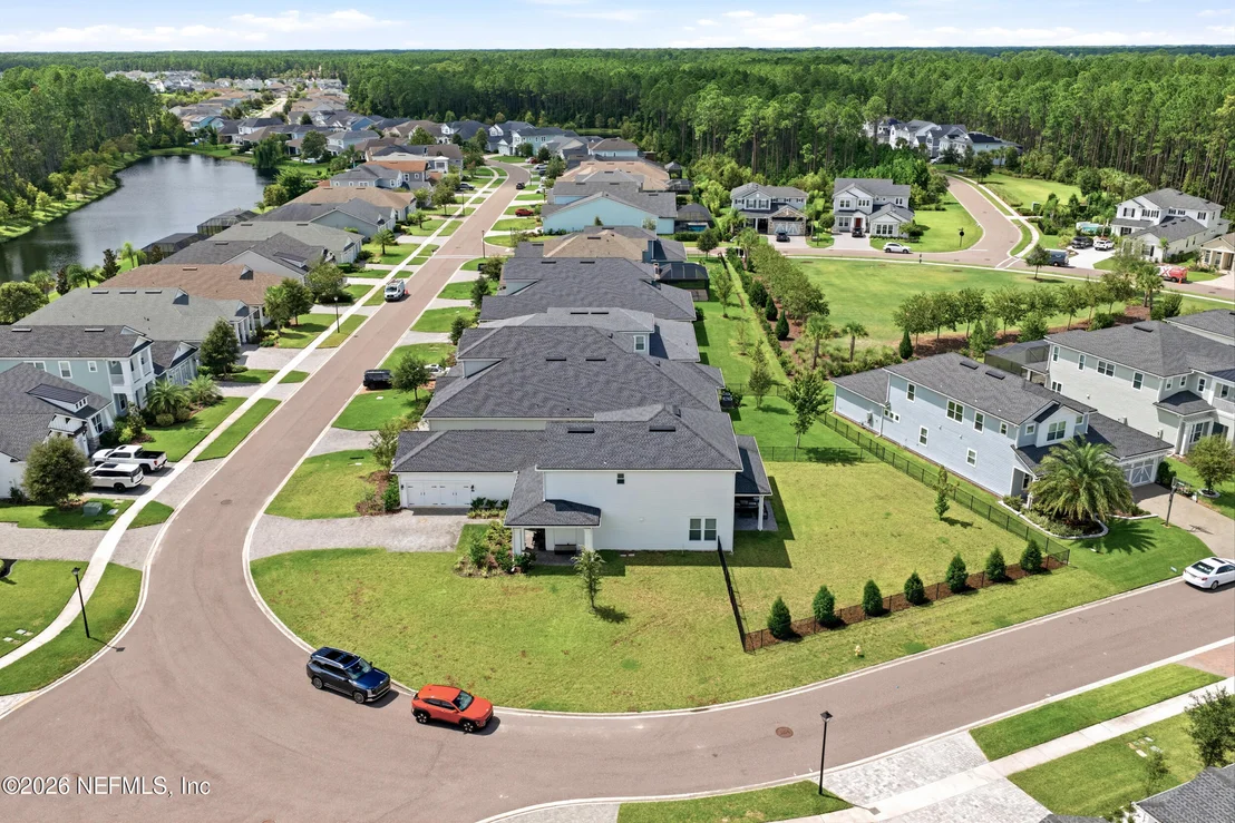 Photo of 383 PINE HAVEN Drive