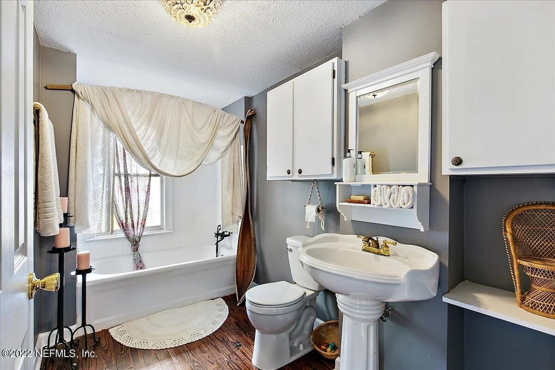 Photo of 2704 LORETTO Road