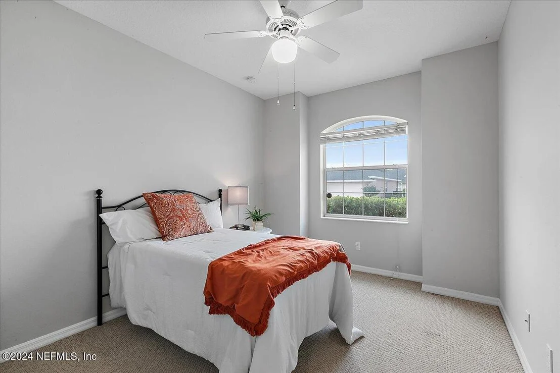 Photo of 1053 RIDGEWOOD Lane